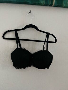 PINK Victoria's Secret Black Lace Push-Up Bra